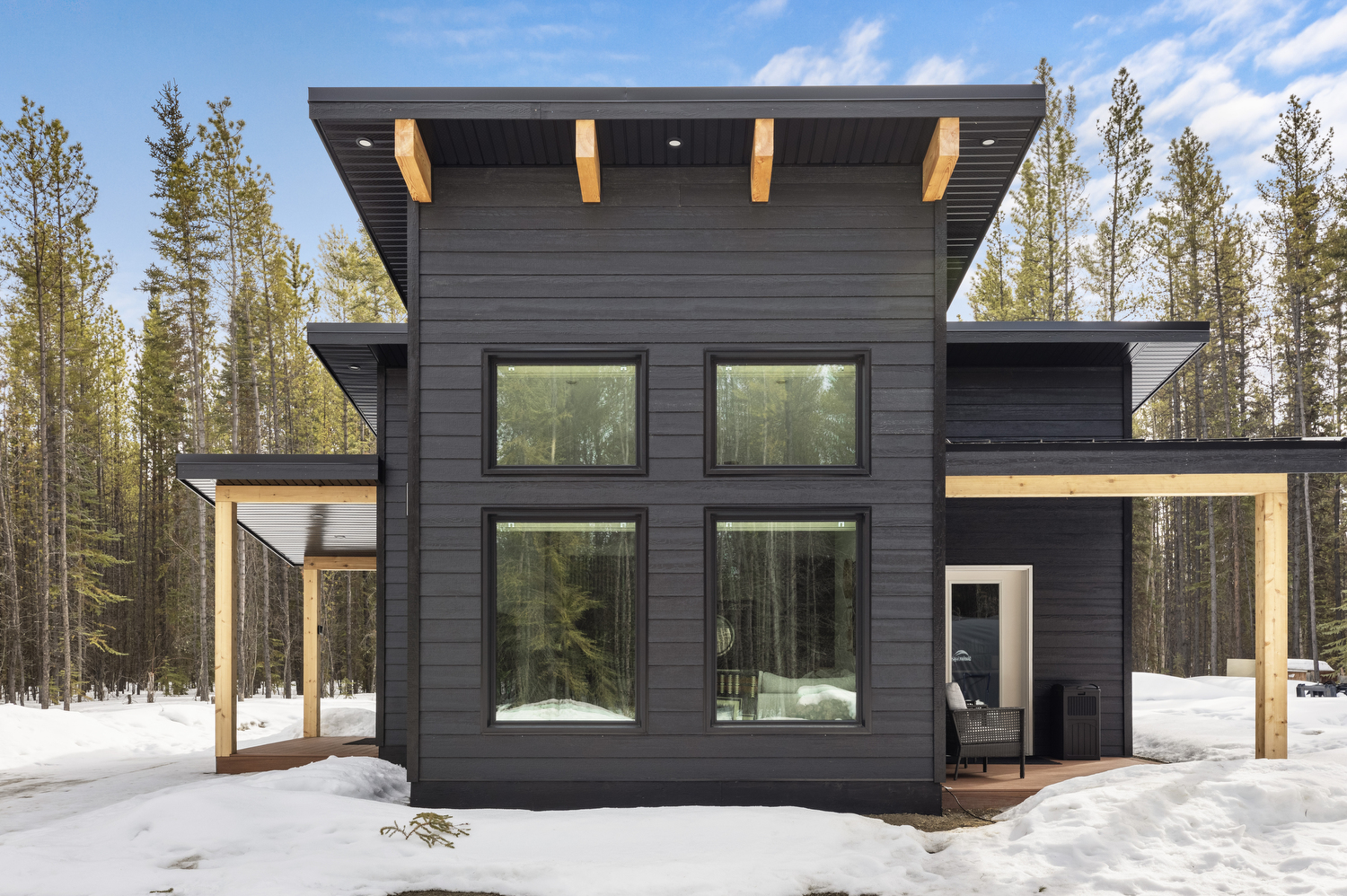 The Country Lux Architectural Exterior